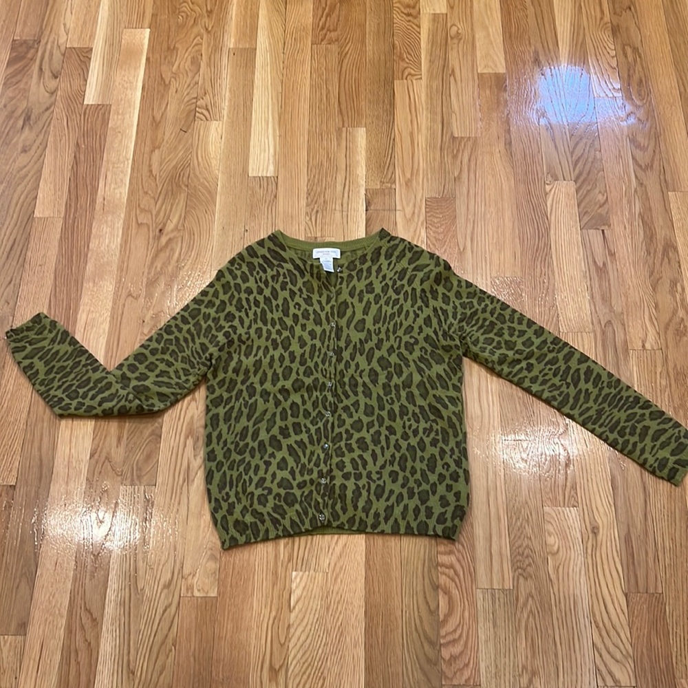 Beautiful Leopard Print Jones New York Sport Lambswoool & Angora Cardigan
